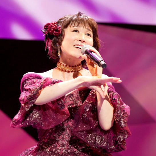 □水森かおりが東京でメモリアルコンサート。「大阪恋しずく」MVの